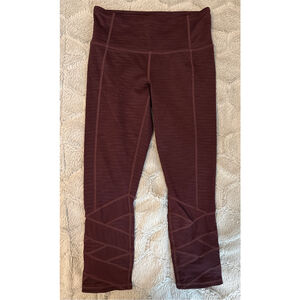 Athleta women’s XS leggings with mesh bottom design, athleisure, sporty